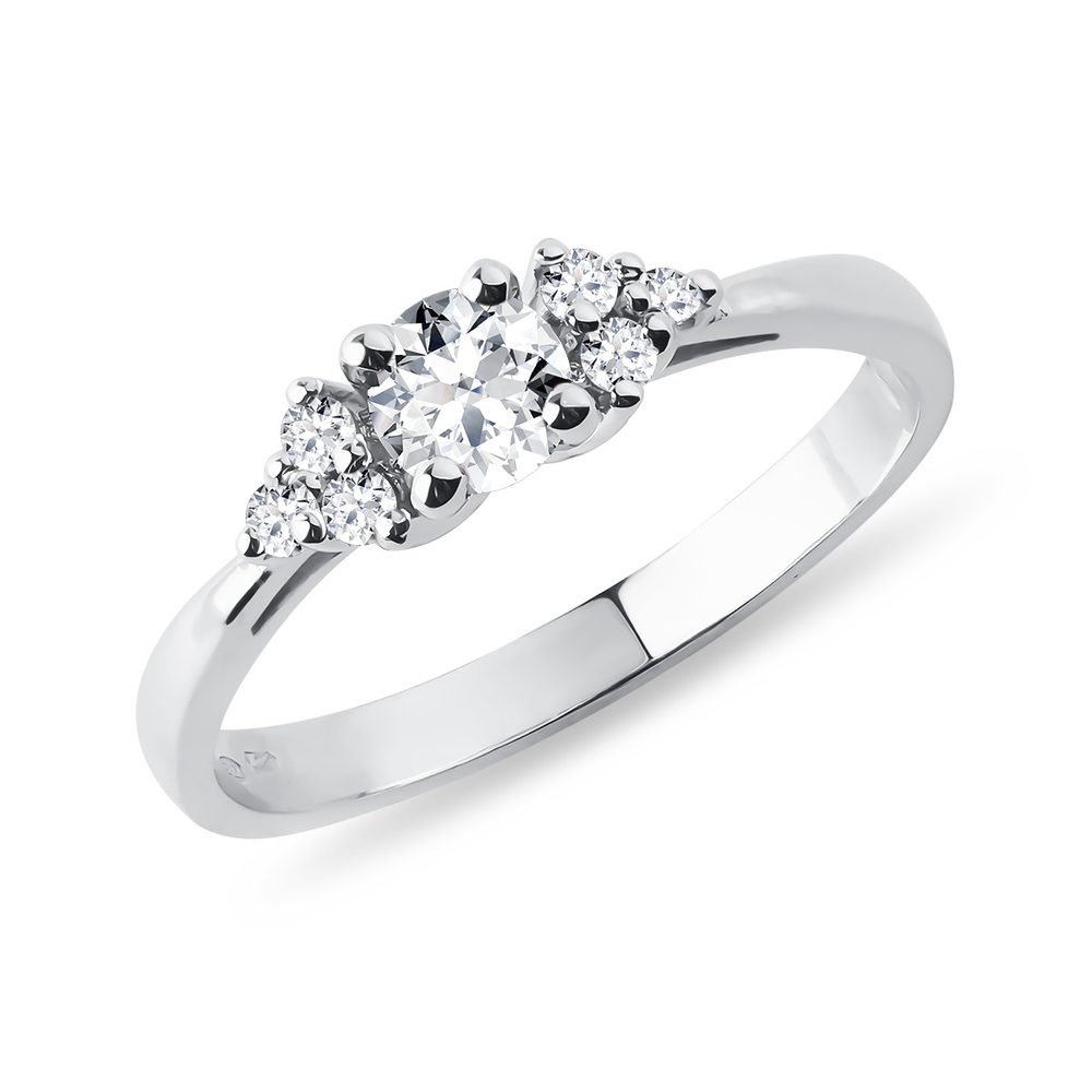 E-shop Diamantový zásnubní prsten v bílém zlatě