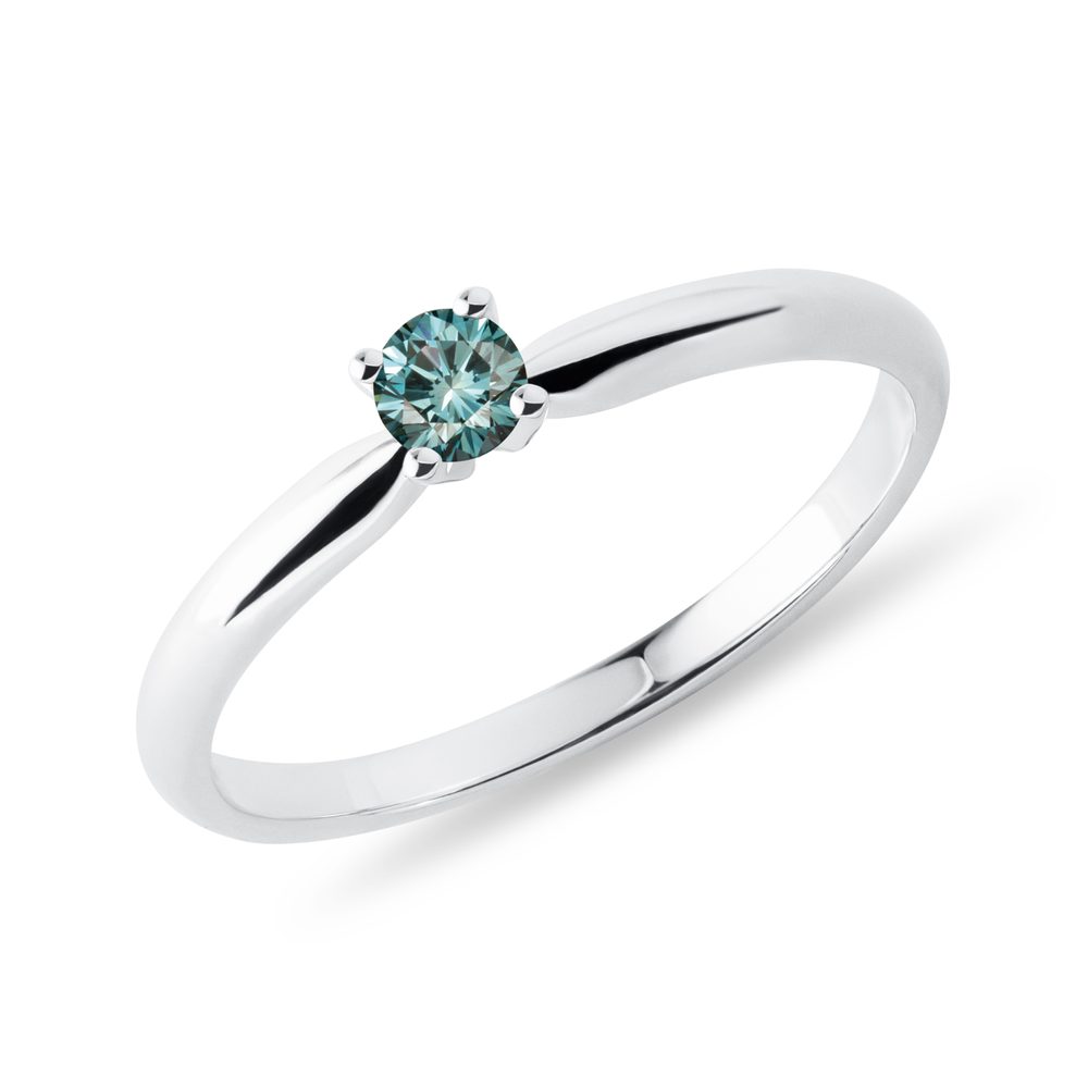 Prstýnek z bílého zlata s modrým diamantem KLENOTA