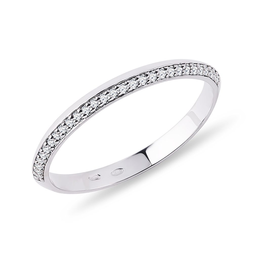 E-shop Snubní prsten z bílého zlata s brilianty