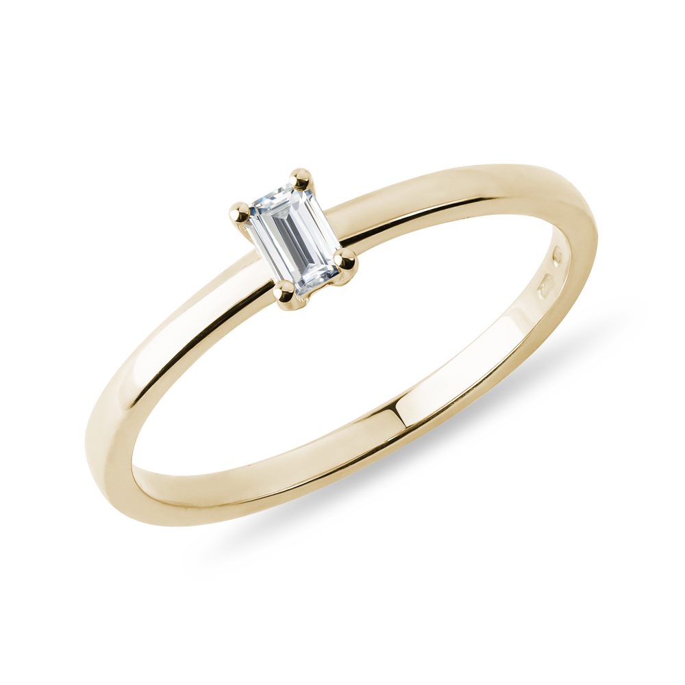 E-shop Prsten ze žlutého zlata s diamantem v brusu emerald