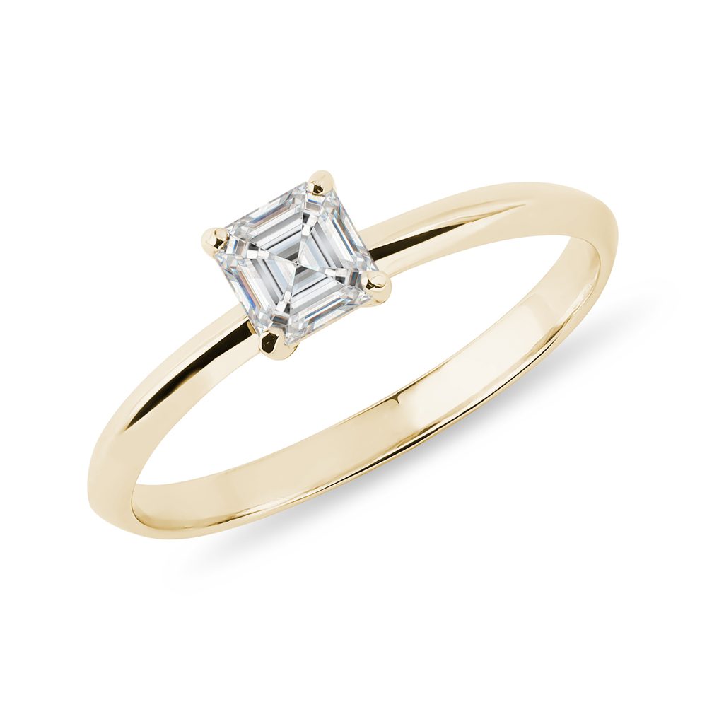 E-shop Prsten s diamantem v brusu asscher ve zlatě