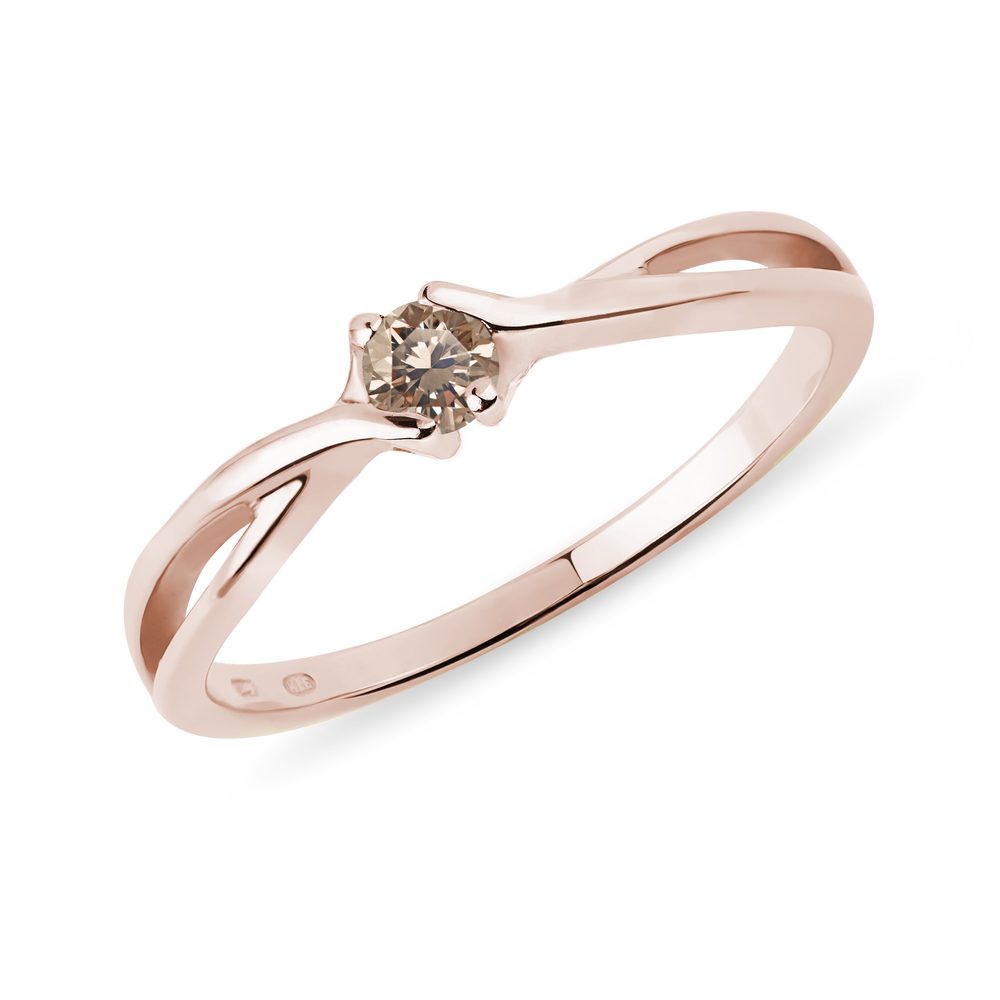 Feiner Ring mit champagnerfarbenem Diamanten in Roségold KLENOTA