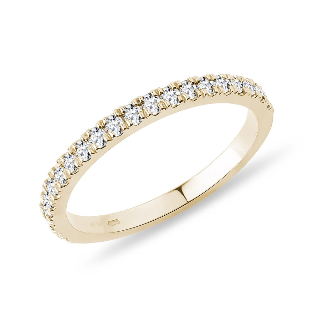 Snubní diamantový prsten ze žlutého zlata KLENOTA