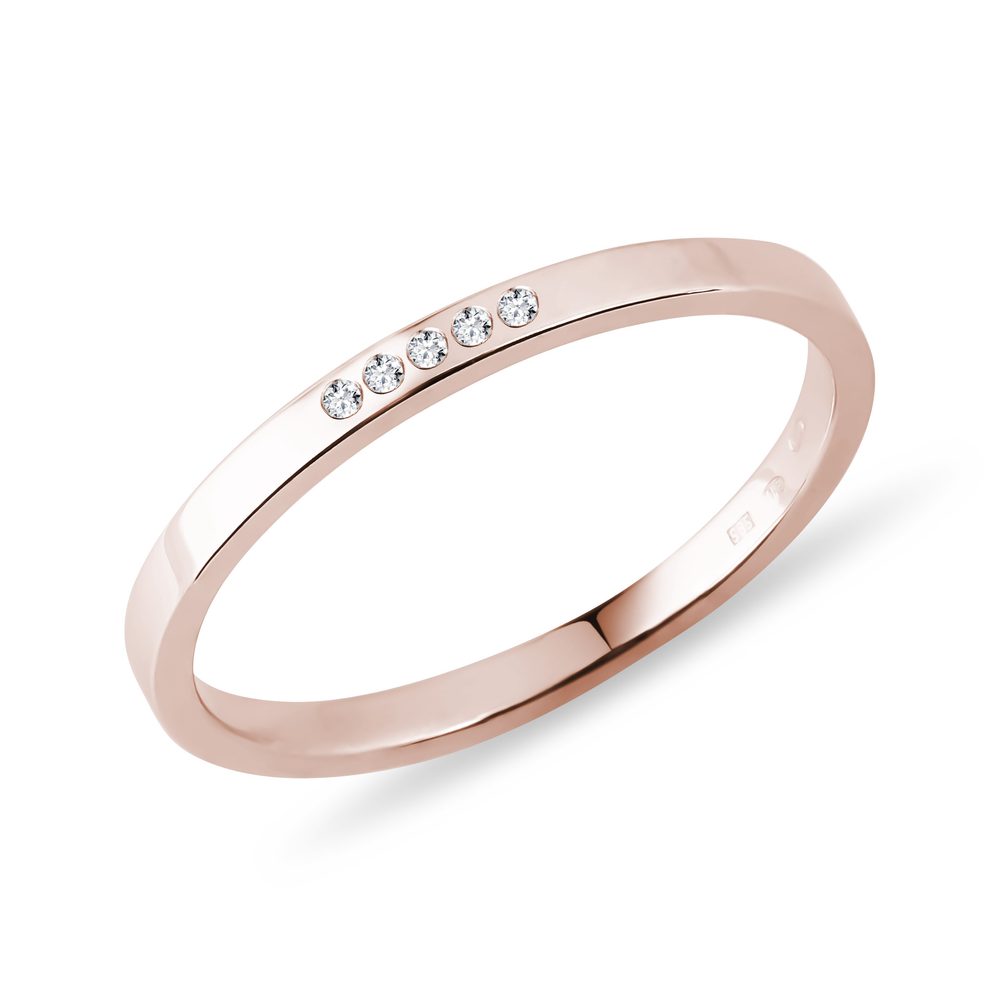 E-shop Prsten z růžového zlata s pěti diamanty