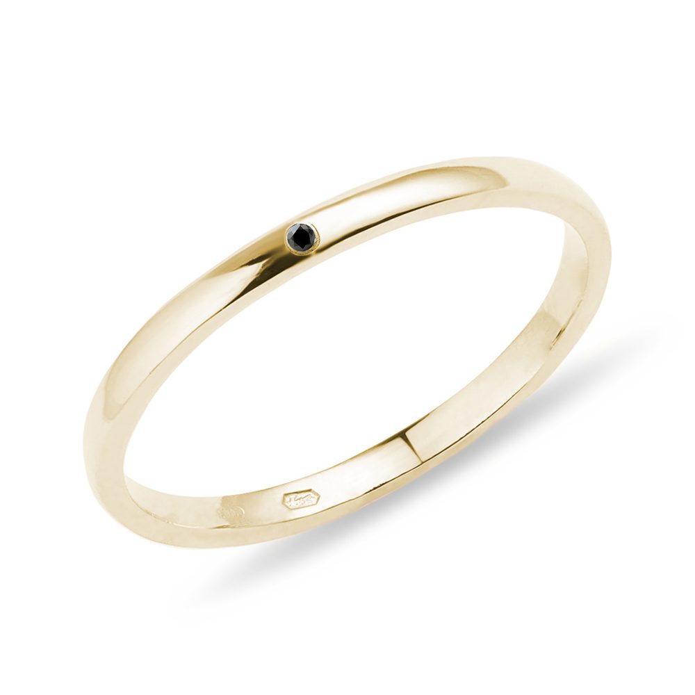E-shop Prsten ze žlutého zlata s černým diamantem