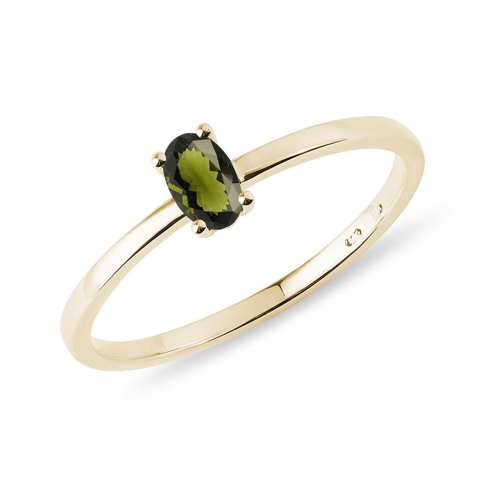 E-shop Minimalistický prsten s vltavínem ve zlatě