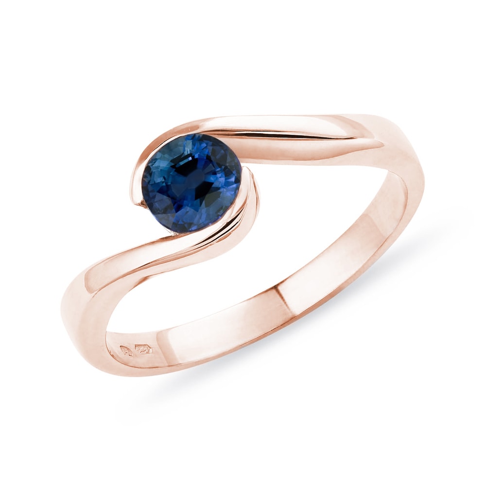 E-shop Zásnubní prsten se safírem z růžového zlata