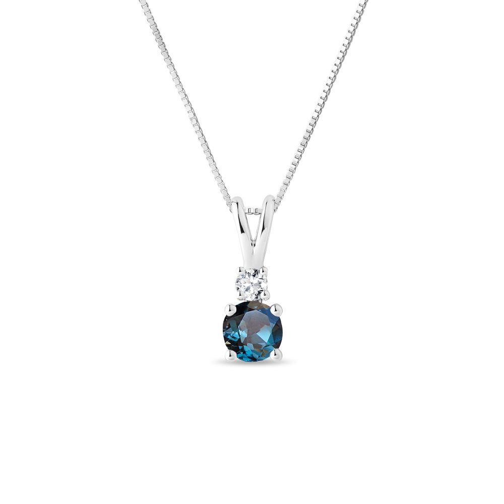 Topazový náhrdelník z bílého 14k zlata s diamantem KLENOTA