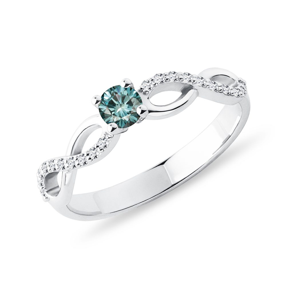 Prstýnek z bílého zlata s modrým diamantem KLENOTA