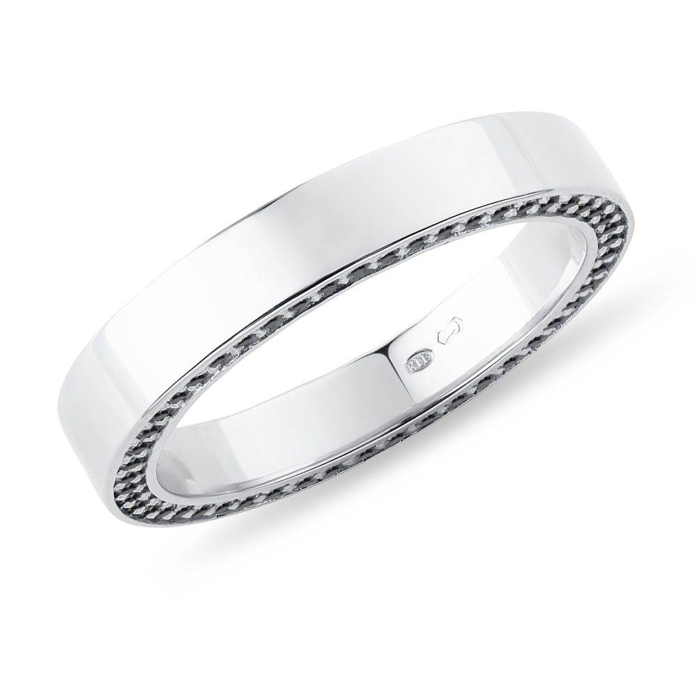 E-shop Pánský snubní prsten s postranními černými diamanty