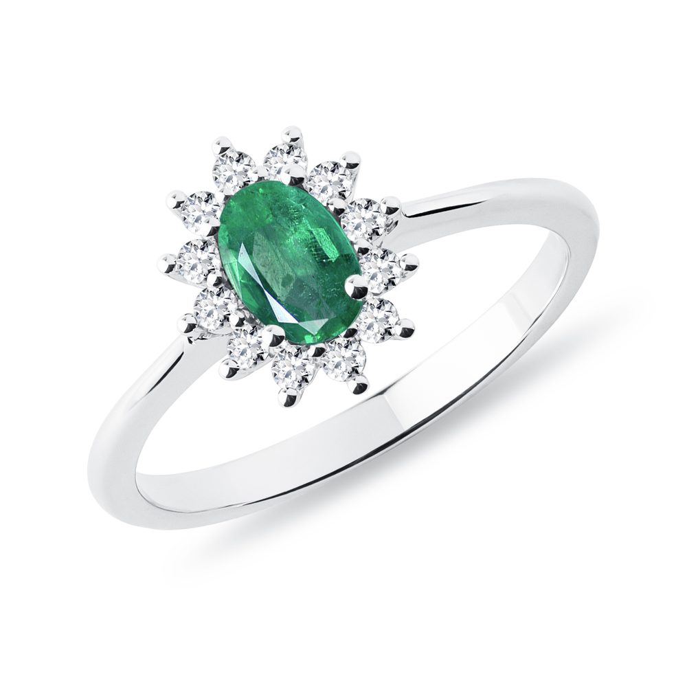 Smaragdový prsten s brilianty v bílém zlatě KLENOTA