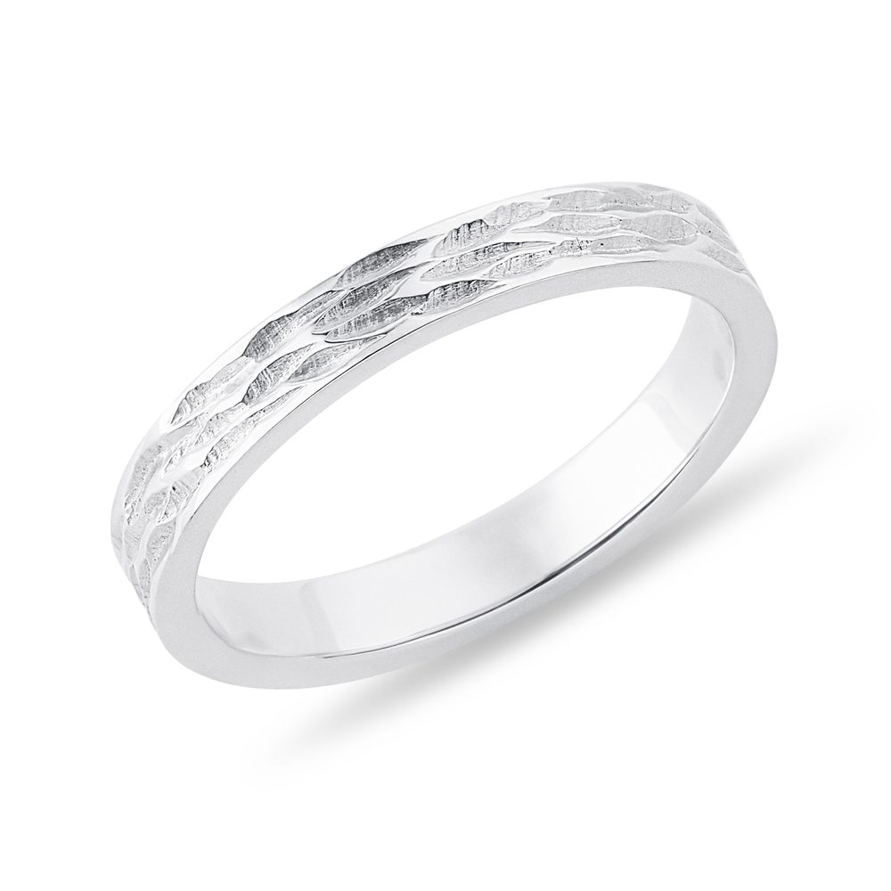 Dámský snubní prsten z bílého zlata s rytinou KLENOTA