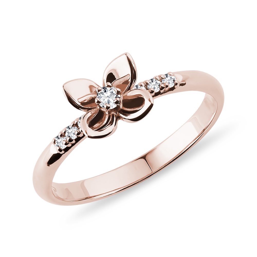 Diamantový prsten z růžového zlata ve tvaru květiny KLENOTA