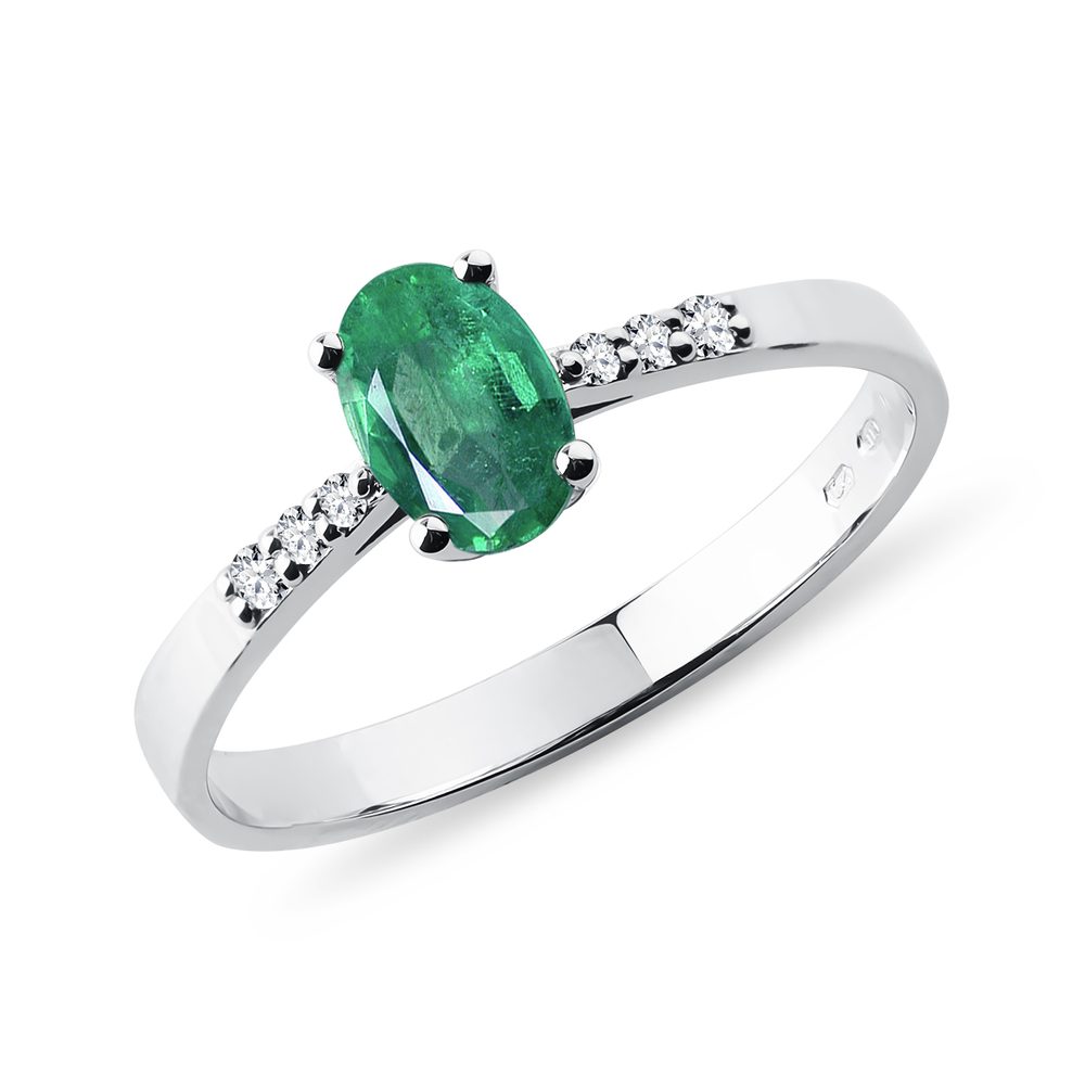 E-shop Zlatý zásnubní prsten se smaragdem a diamanty