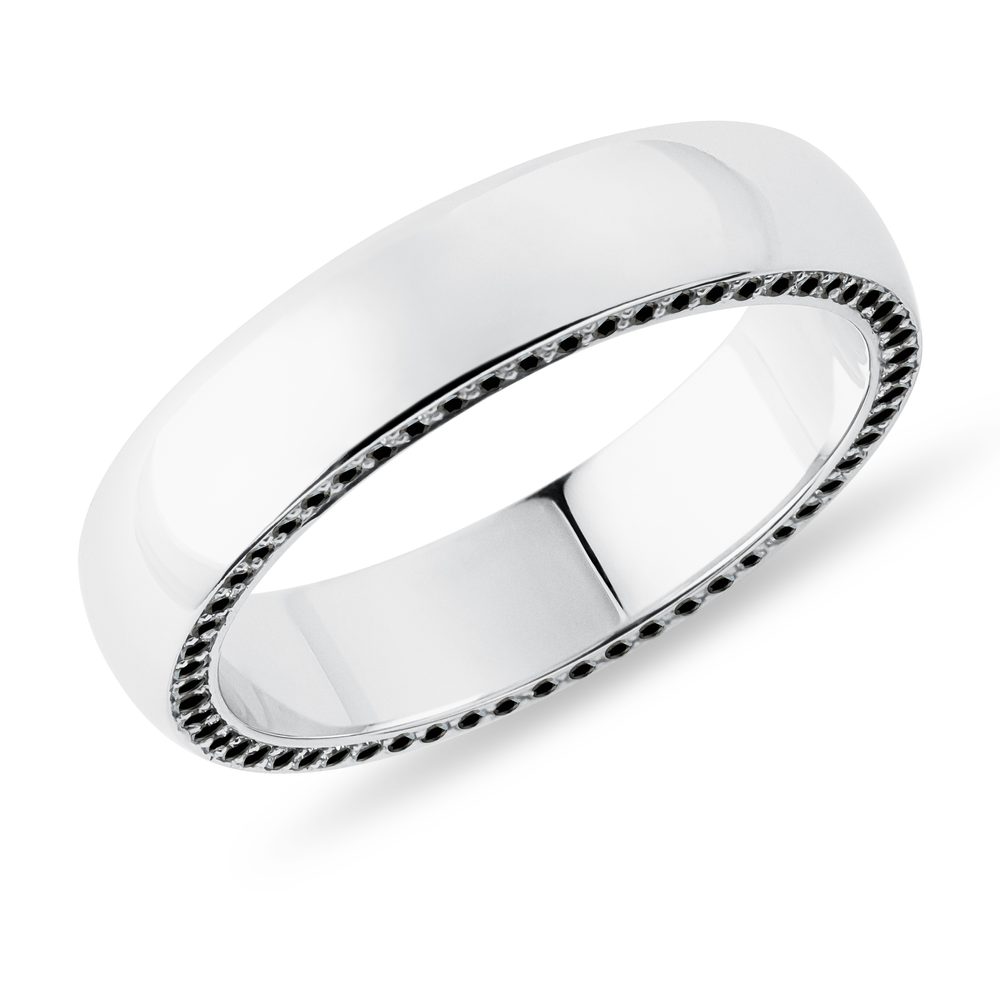 Pánský snubní prsten v bílém zlatě s černými diamanty KLENOTA