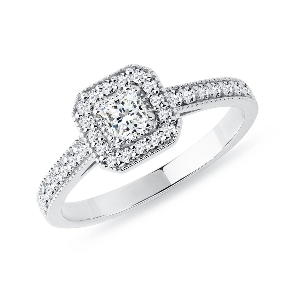 Diamantový zásnubní prsten princess z bílého zlata KLENOTA
