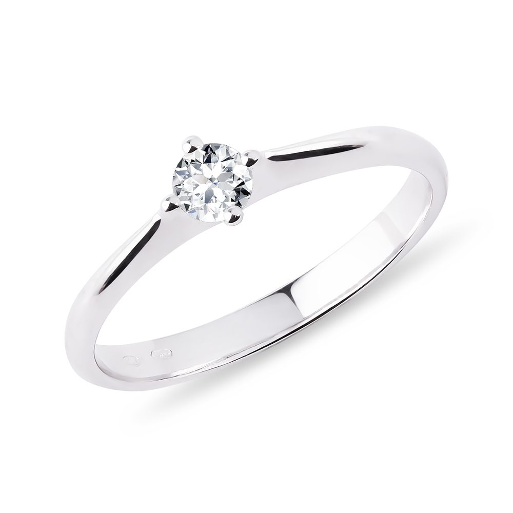 E-shop Minimalistický prsten s diamantem v bílém zlatě