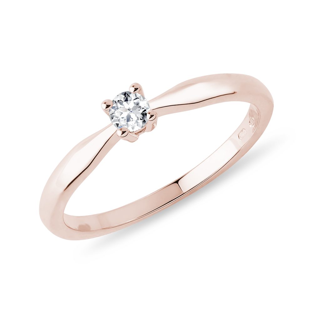 E-shop Klasický zásnubní prsten z růžového zlata s briliantem
