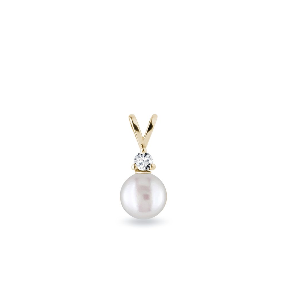 E-shop Zlatý přívěsek se sladkovodní perlou a diamantem