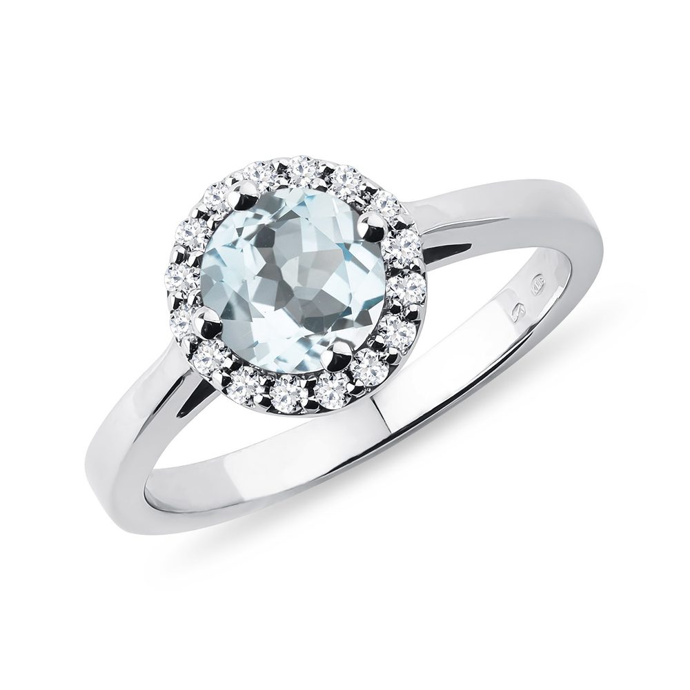 E-shop Prsten z bílého zlata s halo akvamarínem a diamanty