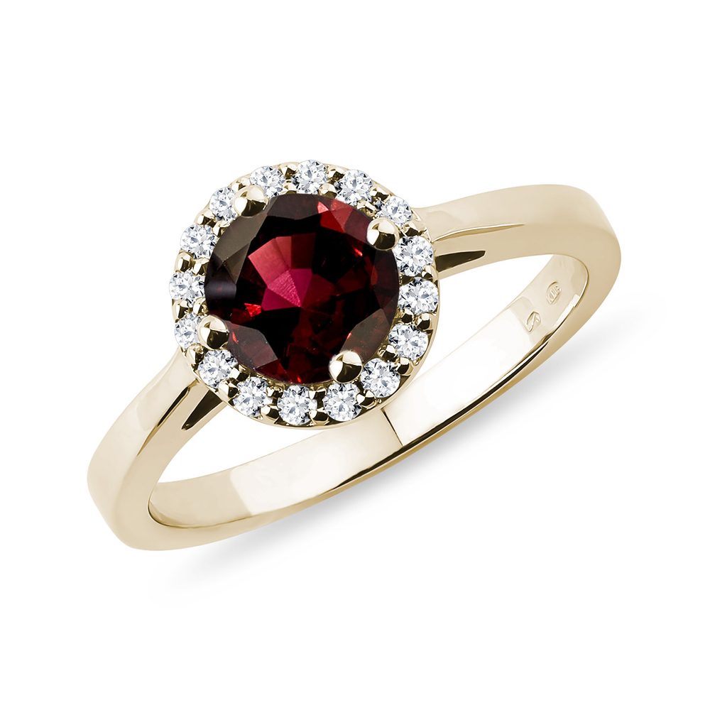 E-shop Zlatý prsten s granátem a diamanty