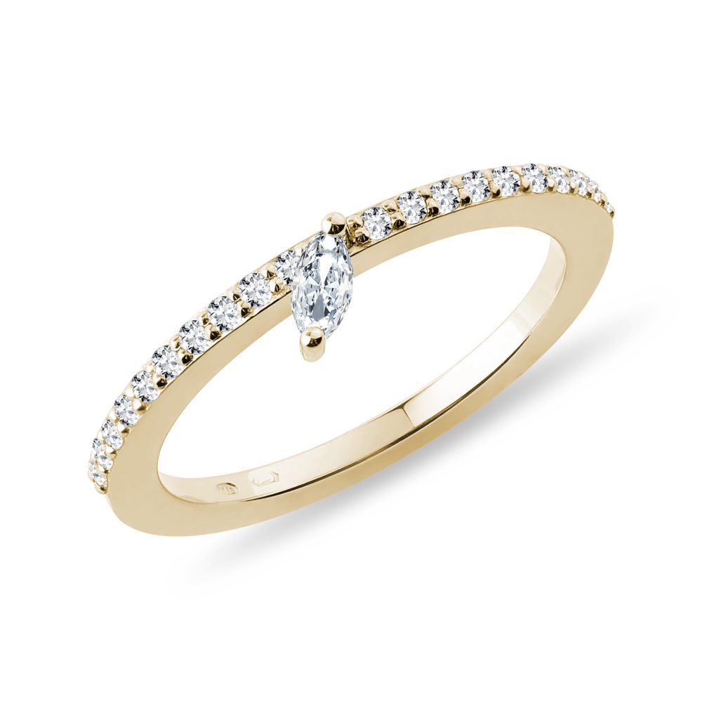 E-shop Prsten s brilianty a diamantem markýza ve zlatě