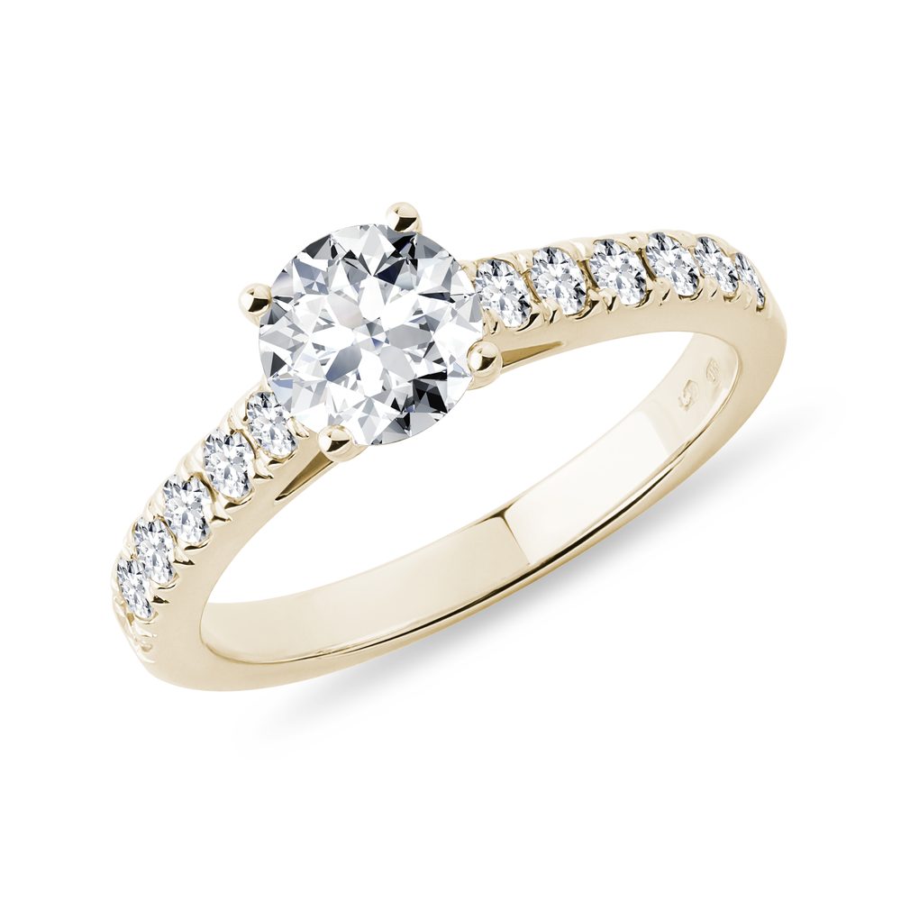 E-shop Luxusní zásnubní diamantový prsten ze 14k žlutého zlata