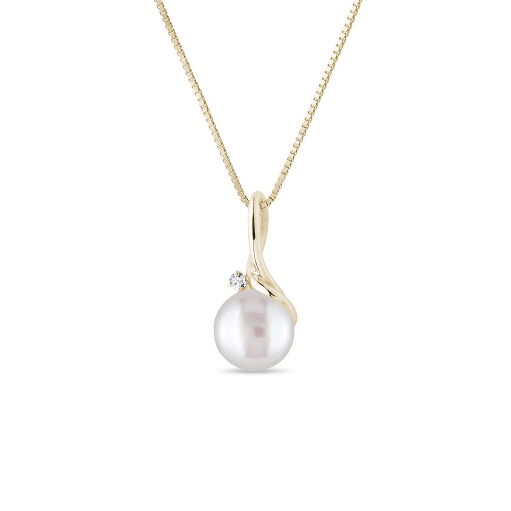 Náhrdelník se sladkovodní perlou a briliantem ve 14k zlatě KLENOTA