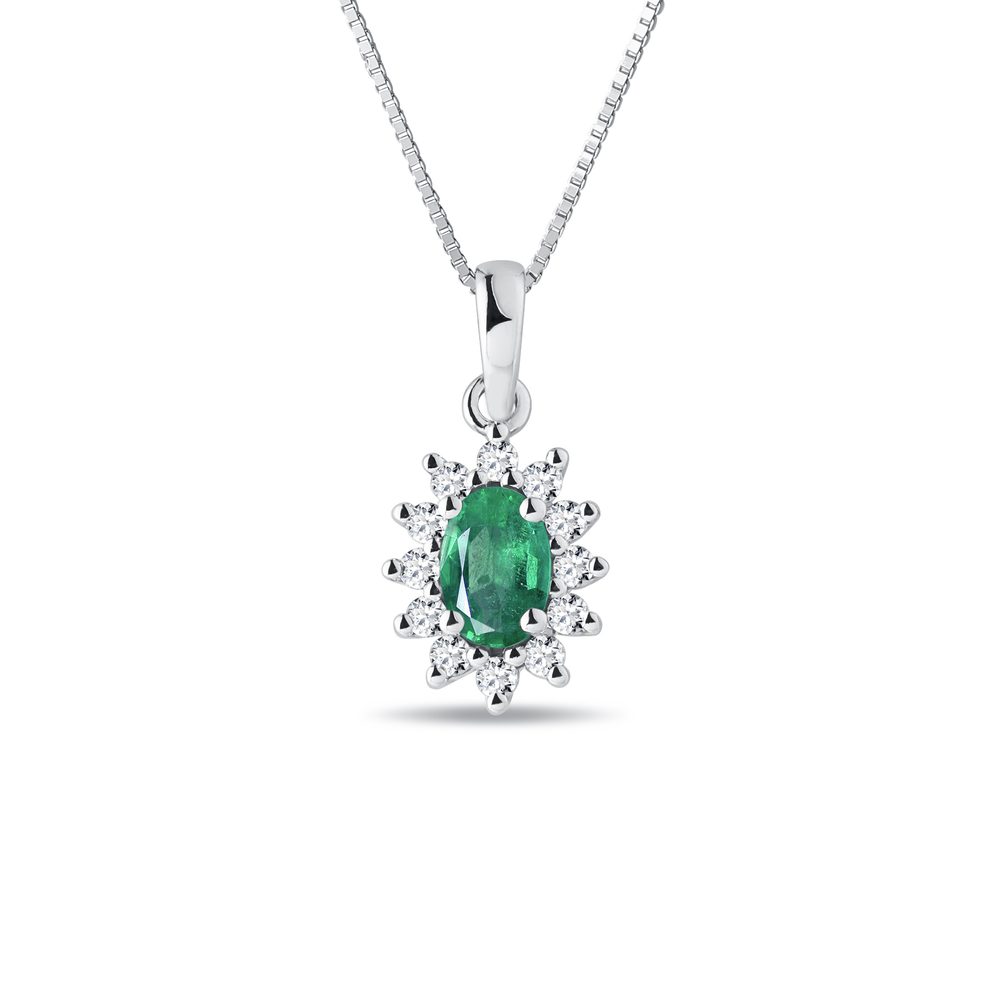 E-shop Smaragdový náhrdelník v bílém zlatě s diamanty