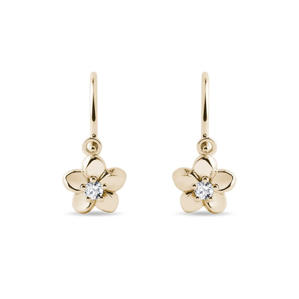 Women Brass Gold Plated Flower Design Unique Stud Earrings at Rs 600/pair  in Jaipur