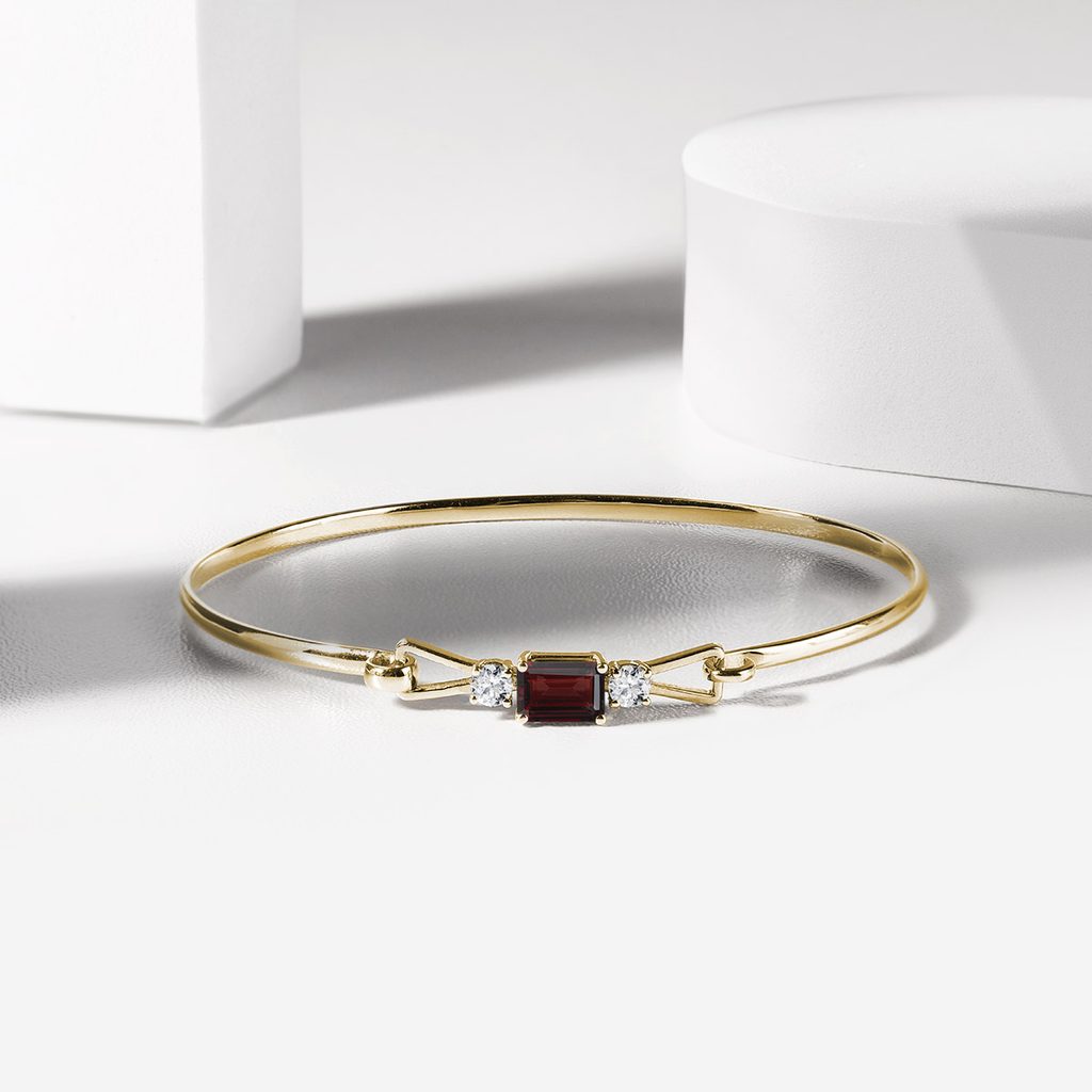 Garnet and diamond bracelet in yellow gold | KLENOTA
