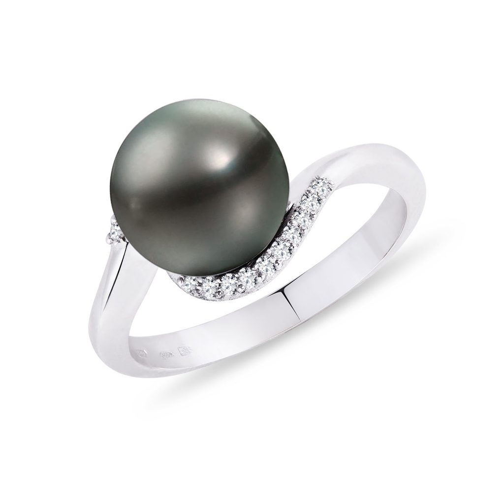 6 mm Freshwater Pearl Ring in White Gold KLENOTA