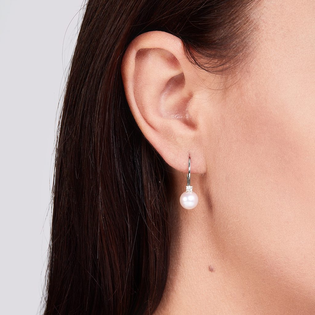 Pearl Earrings with Diamonds in White Gold | KLENOTA