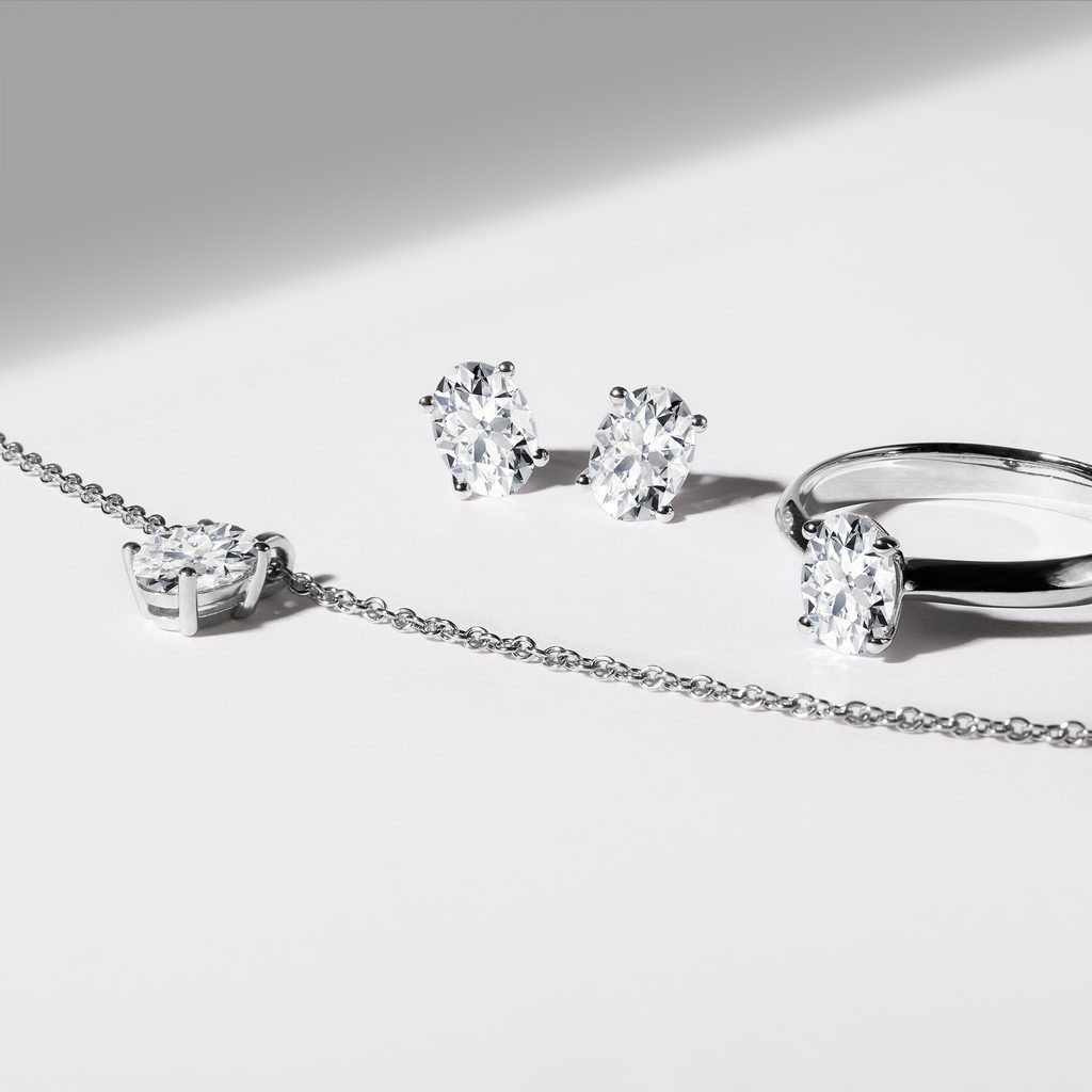 Diamond ring and earring set discount