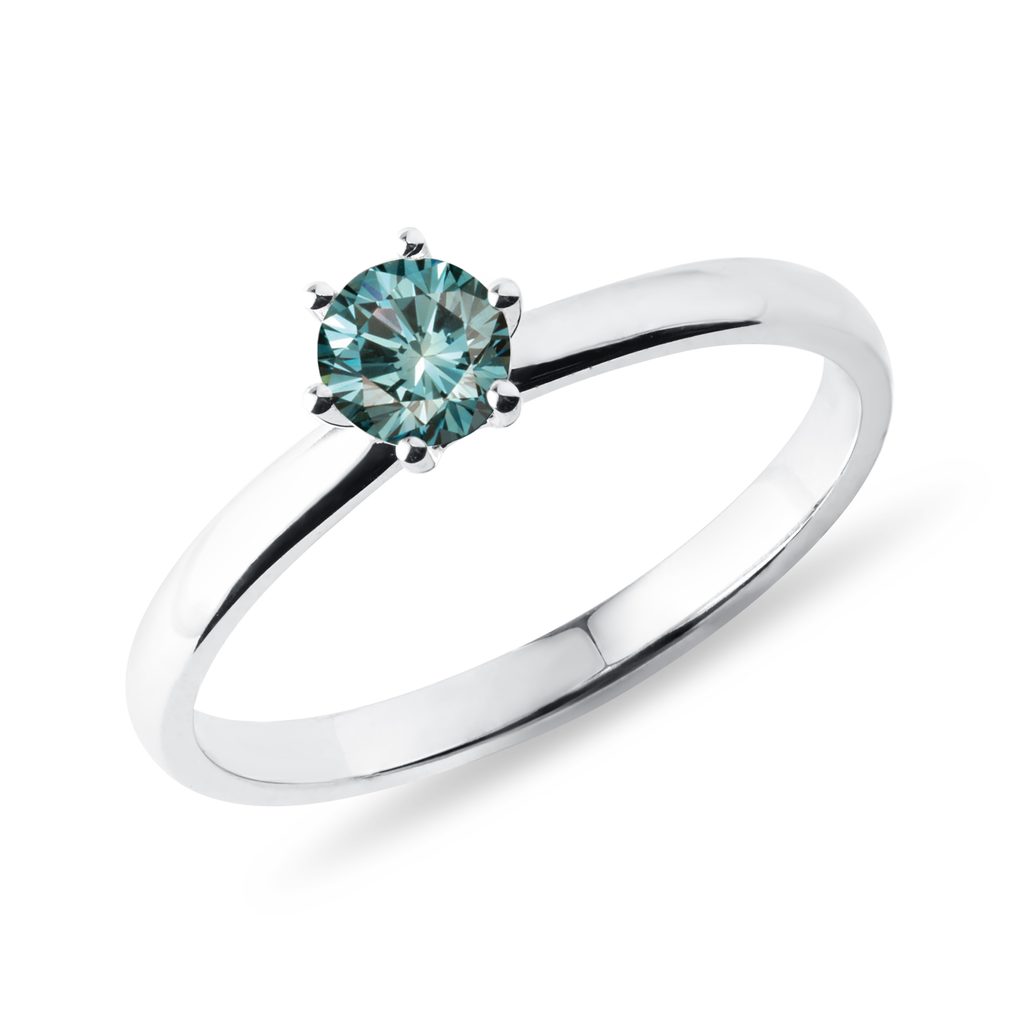 Prsten z bílého zlata s modrým diamantem | KLENOTA