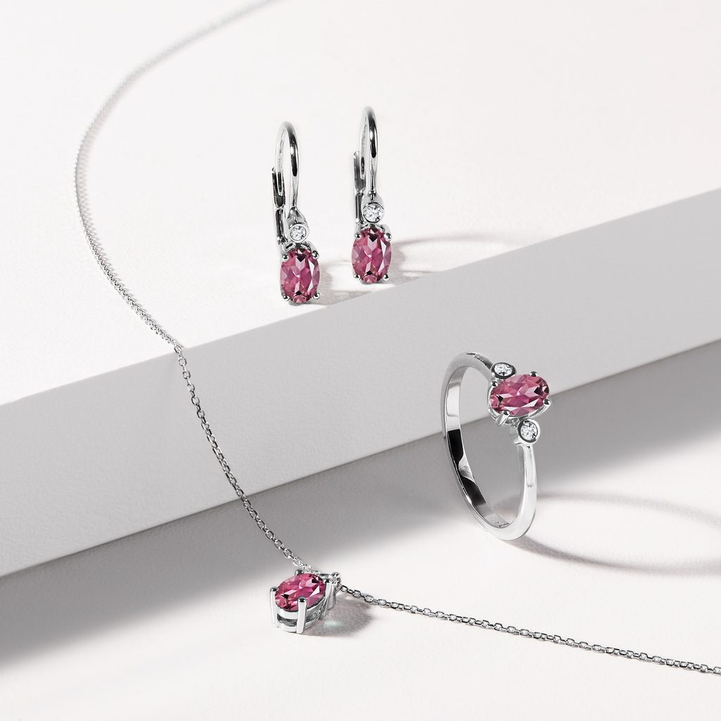 Collier tourmalines et diamants, Tourmaline and diamond necklace, Fine  Jewels, 2023