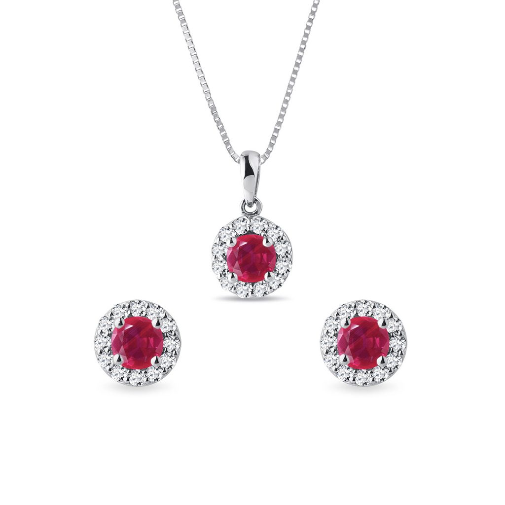 Ruby Jewelry Set in White Gold | KLENOTA