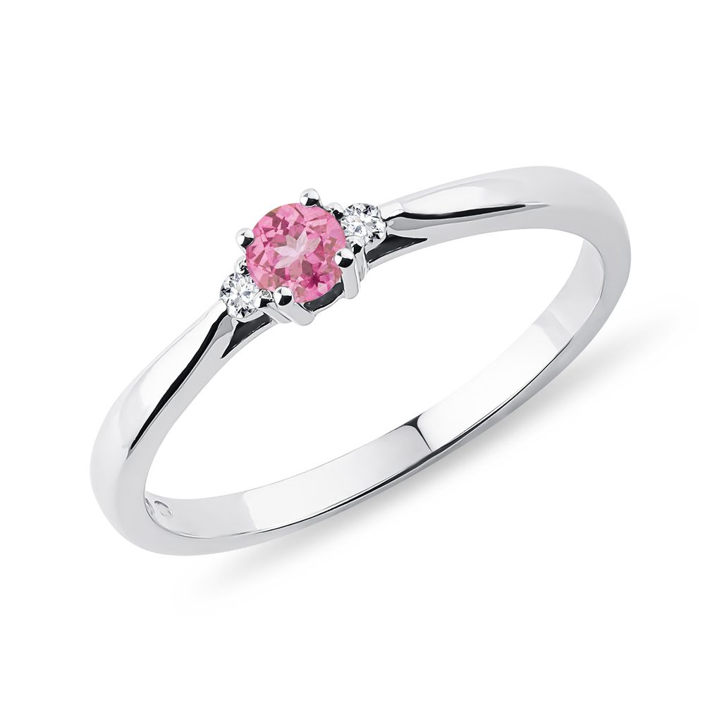White Gold Ring with Pink Sapphire and Diamonds | KLENOTA