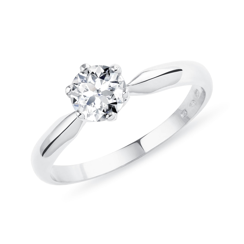 Brilliant Engagement Ring of White Gold | KLENOTA