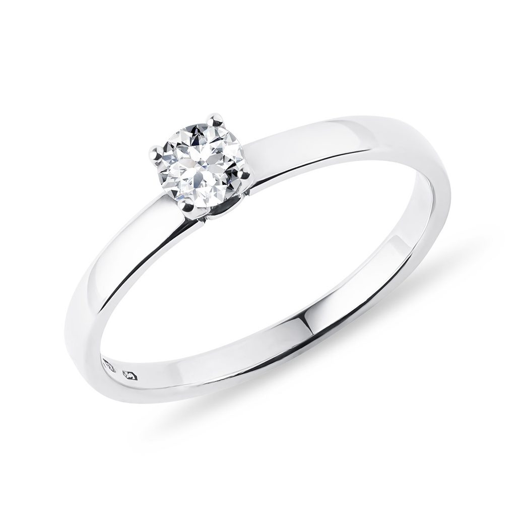 Klasický zásnubní prsten z bílého zlata s diamantem | KLENOTA