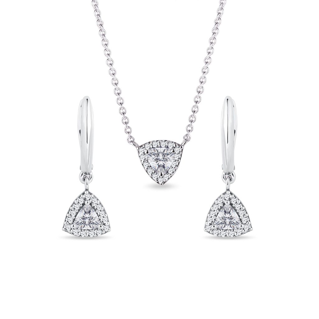 Gorgeous Floral Motifs Party Wear American Diamond Necklace Set with  Earrings - Rhodium Silver Plated | Sasitrends | Sasitrends