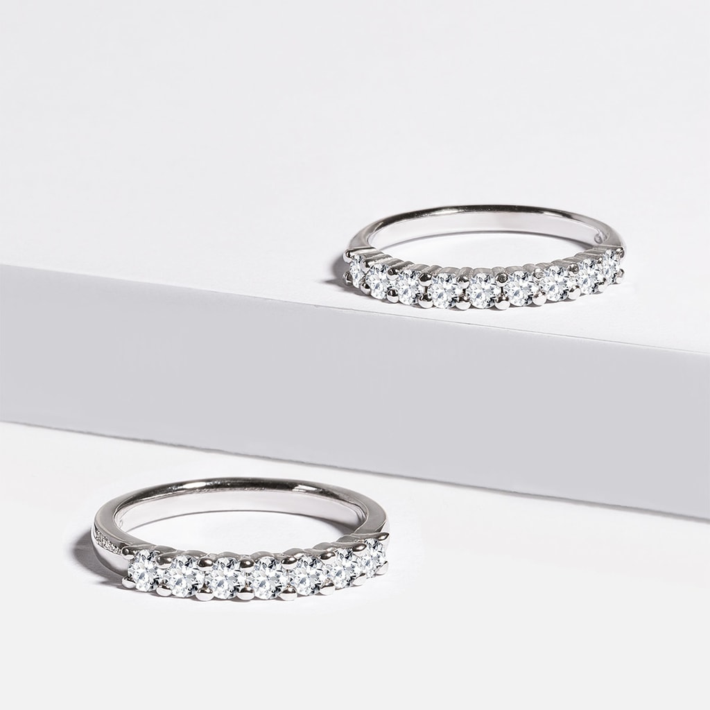 Prsten z bílého zlata osazený diamanty | KLENOTA