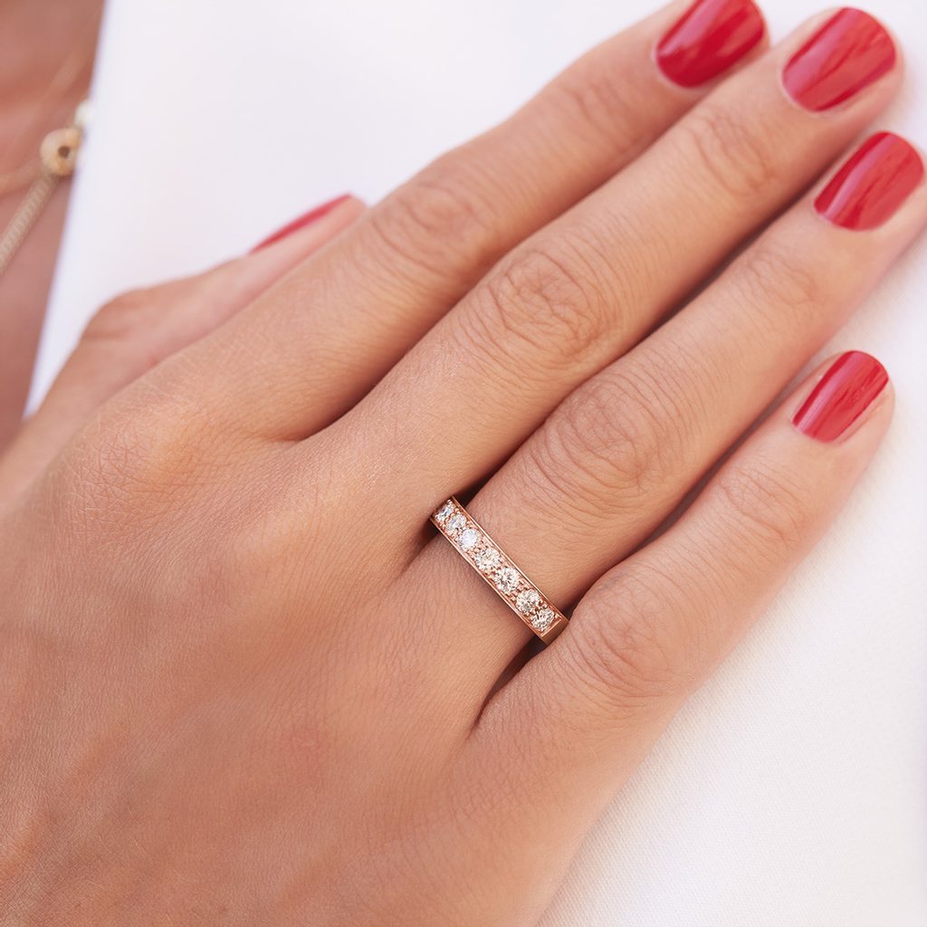 Luxusní snubní prsteny z růžového zlata s diamanty | KLENOTA