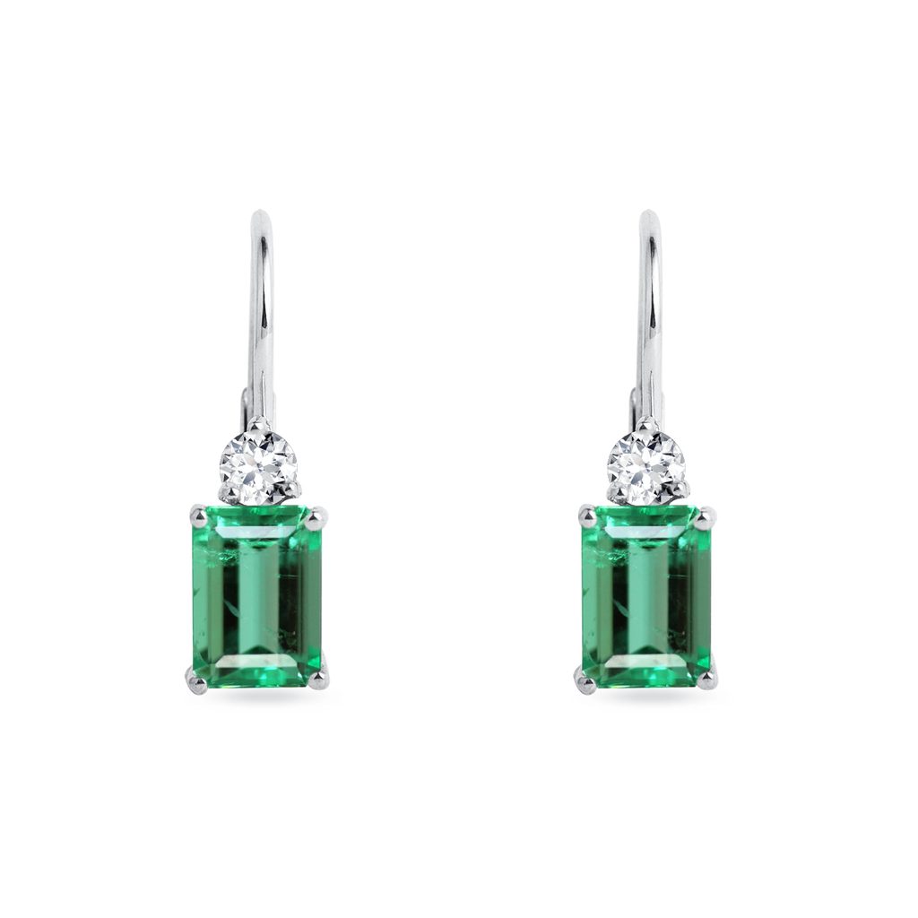 Emerald and diamond earrings in yellow gold | KLENOTA