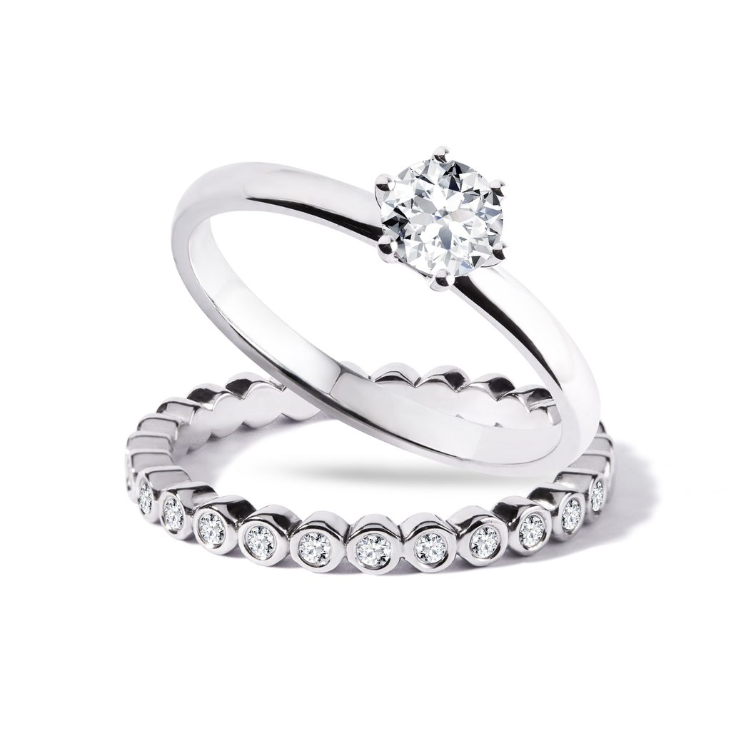 Set zásnubního a snubního prstenu v bílém zlatě | KLENOTA