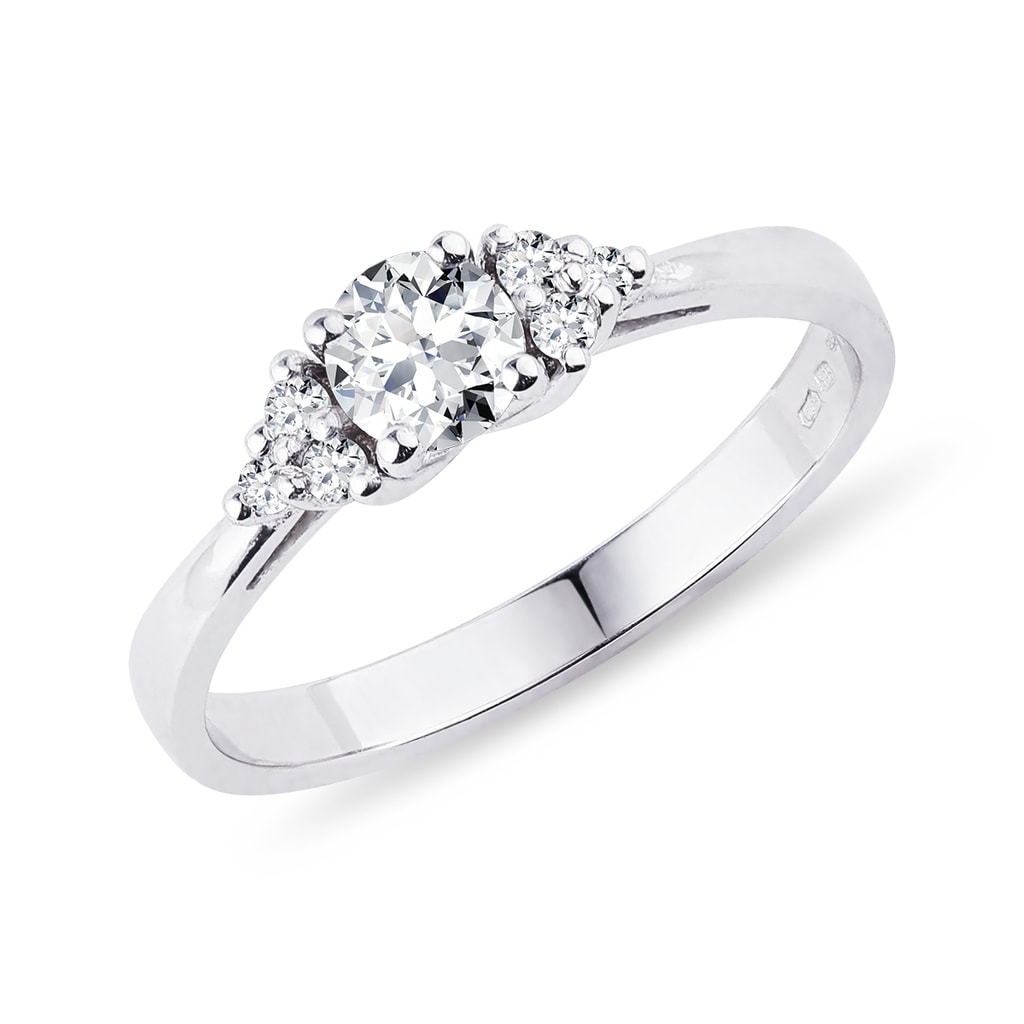 Luxusný diamantový prsteň z bieleho zlata | KLENOTA
