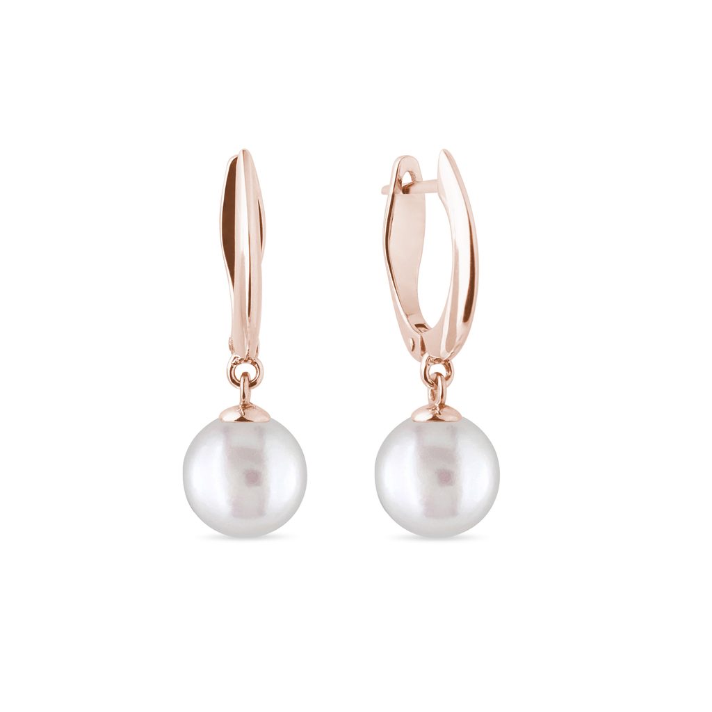 Visiace perlové náušnice z ružového zlata | KLENOTA