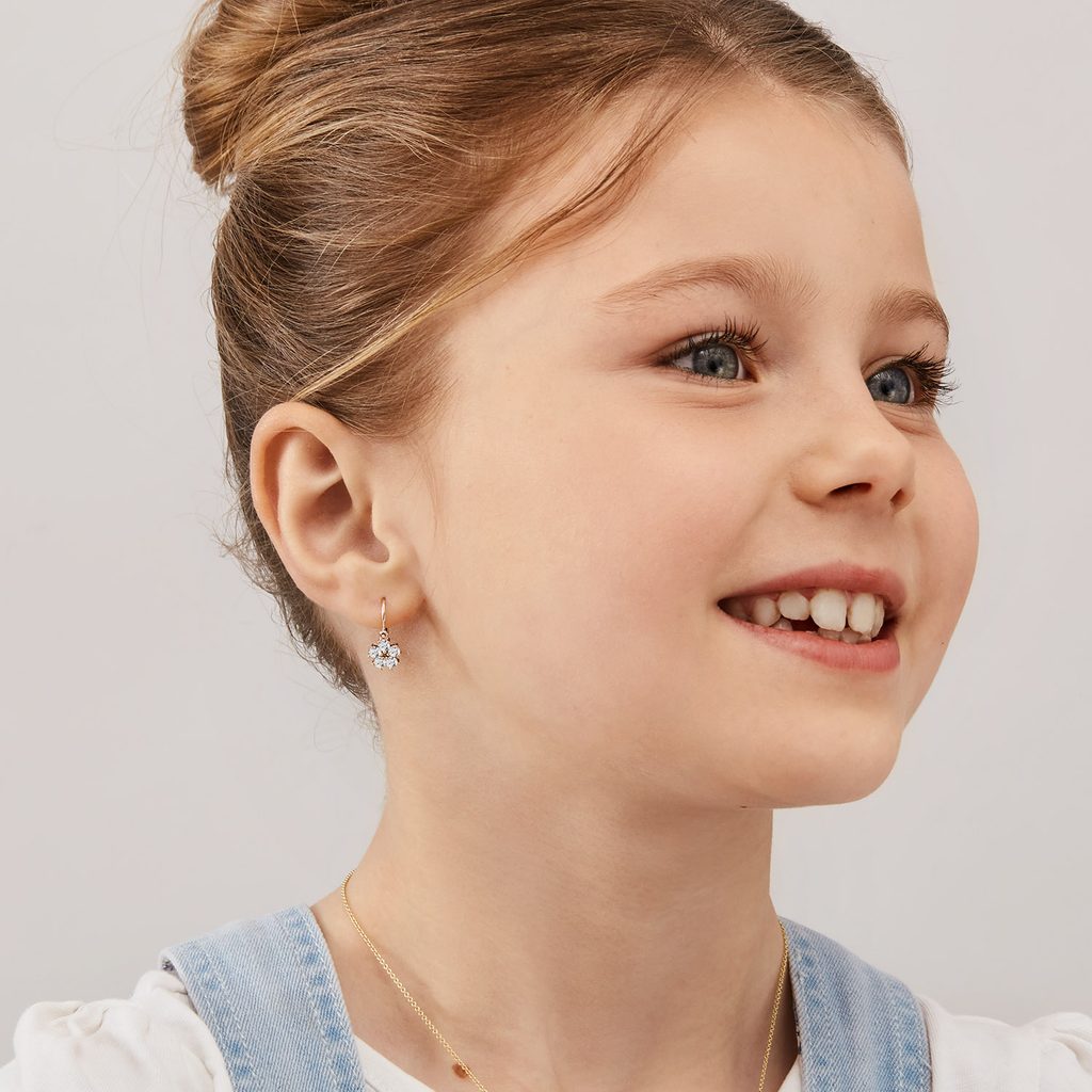 Cubic zirconia earrings in rose gold | KLENOTA