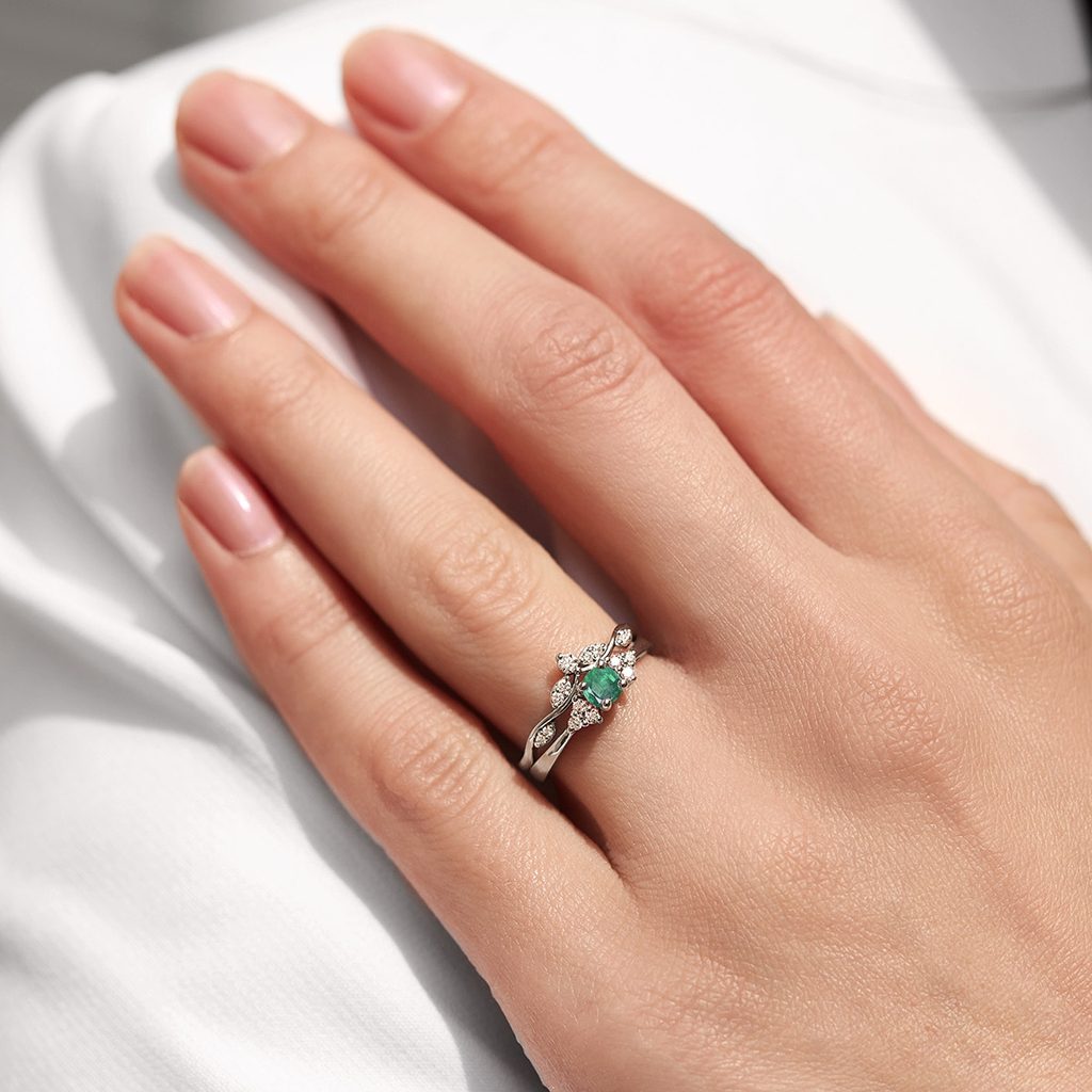 Natural Baguette Emerald Ring / 14k White Gold Diamond And Emerald Ring /  Dainty Art Deco Baguette Emerald Ring - Gems N Diamond