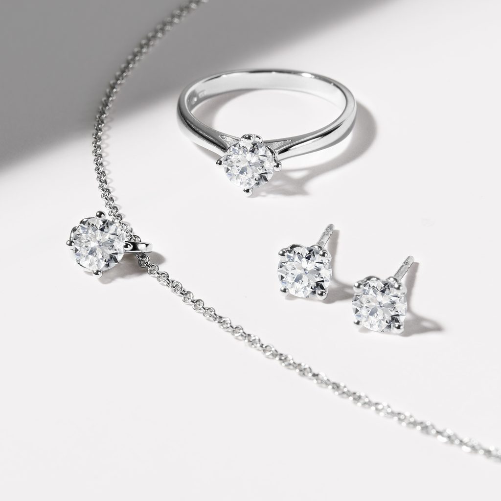 White Gold Jewelry Set With Lab Grown Diamonds KLENOTA